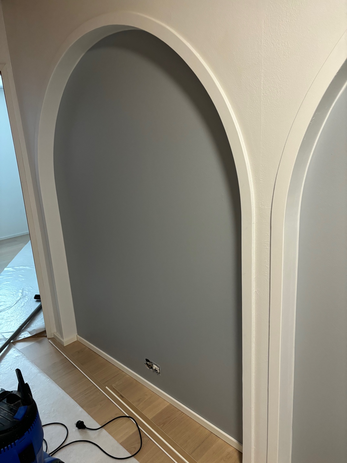 Holvikaarien kunnostus ja erikoismaalaus Siilinjärvellä